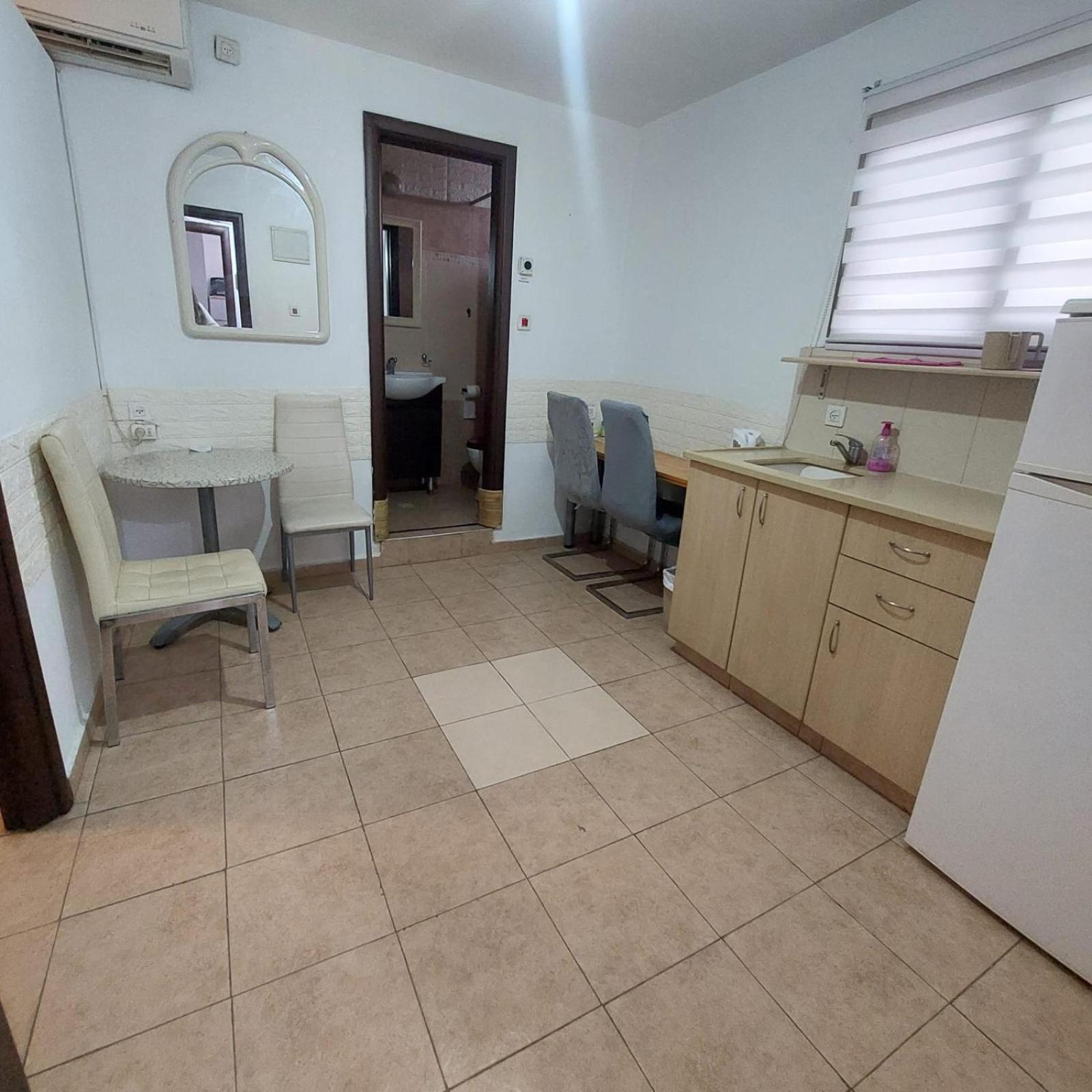 Hotel Star Guest- House à Or Yehuda Extérieur photo